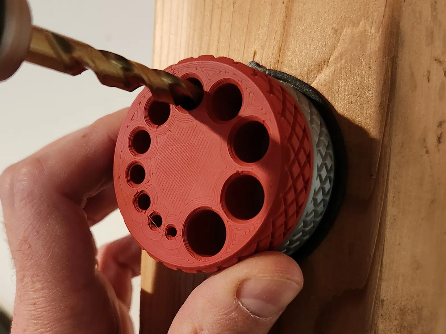 Drill guide with dust collector